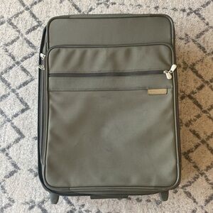 Briggs and Riley expandable luggage 26 x 11 x 18 exterior with 3 inch extension